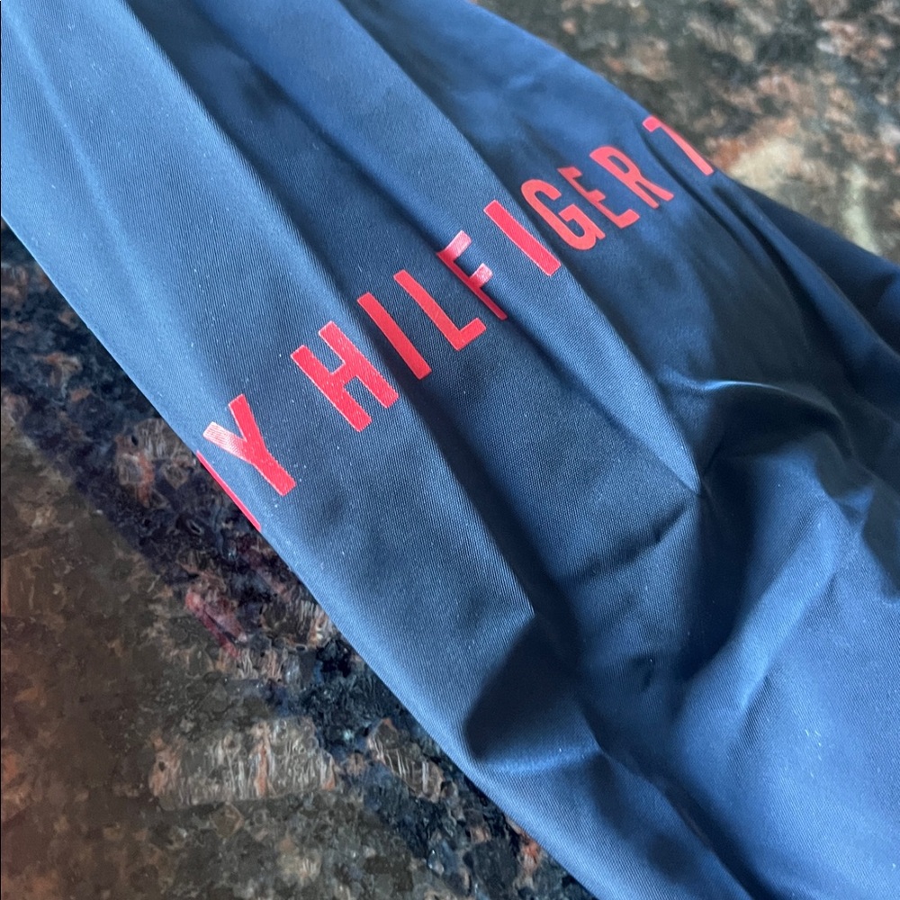 Tommy Hilfiger Navy and Red Hooded Jacket size XL - Picture 4 of 5
